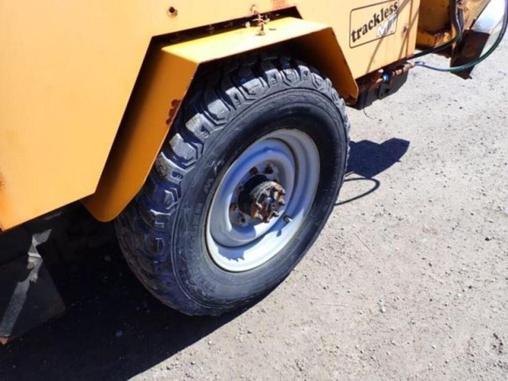 2002-trackless-mt5t-image-36