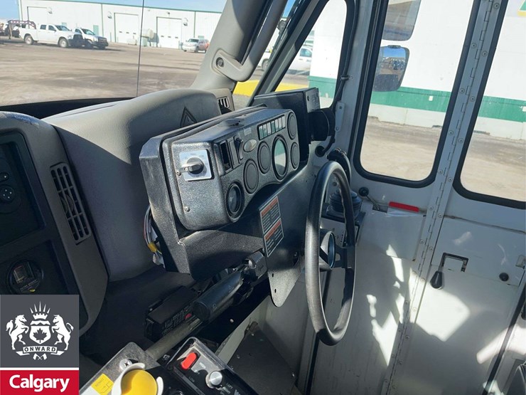 2018-international-workstar-7400-image-19