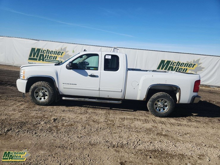 2010-chevrolet-silverado-1500-image-7