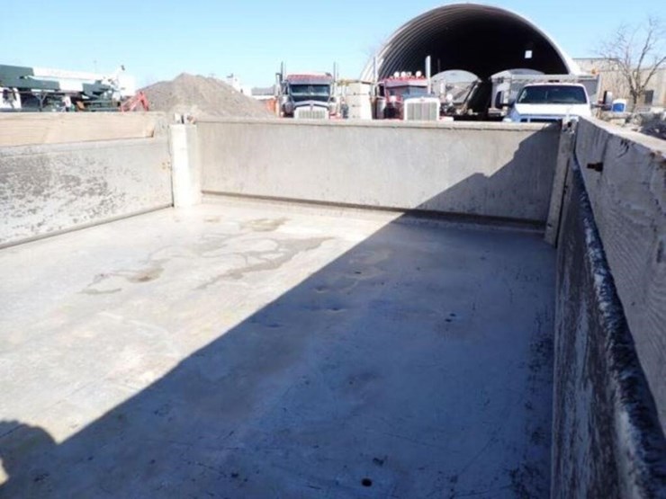 2016-ford-f650-image-41