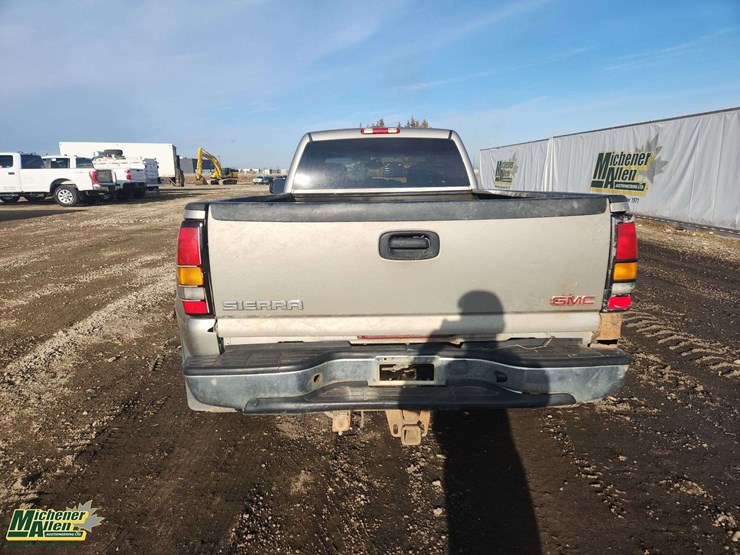 2003-gmc-sierra-3500-image-7