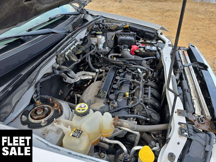 2011-ford-escape-image-35