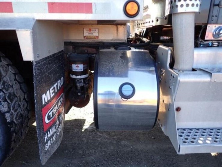 2013-kenworth-t800-image-70