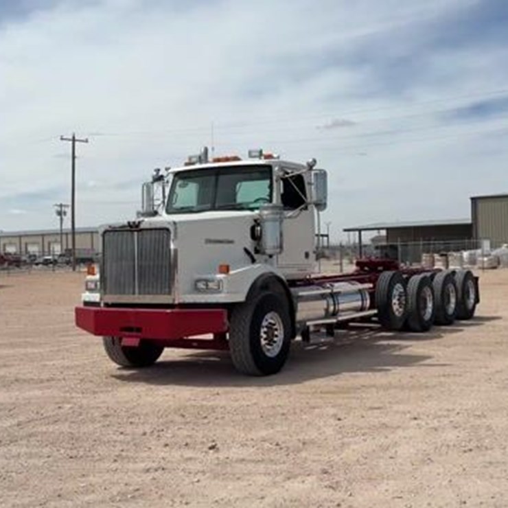 2012 WESTERN STAR 4900