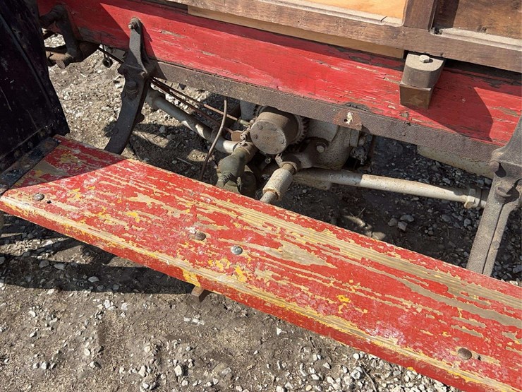 international-highwheeler-image-56