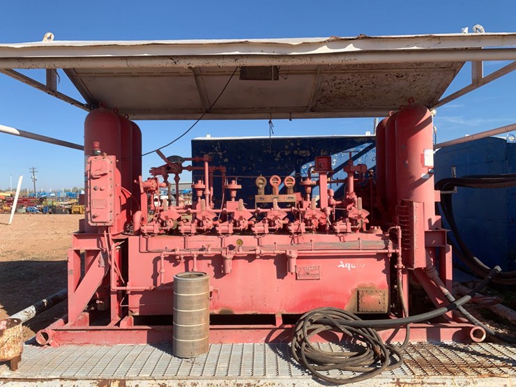 15’-l-x-8’-w-x-11’-t-skidded-bop-closing-unit-image-6