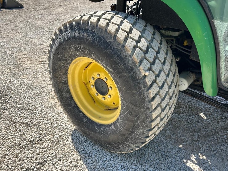 john-deere-4720-image-12