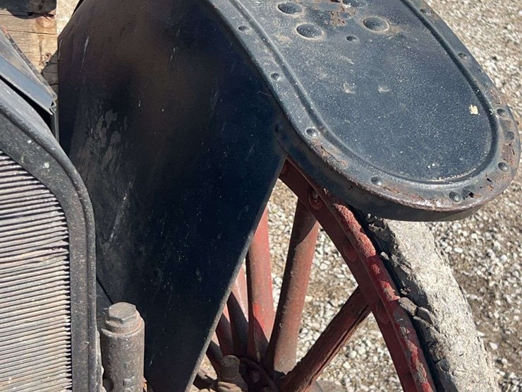 international-highwheeler-image-10