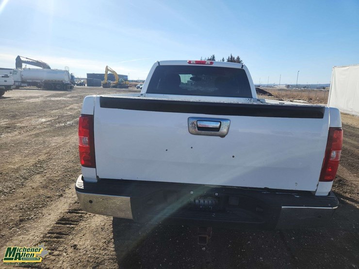 2010-chevrolet-silverado-1500-image-8