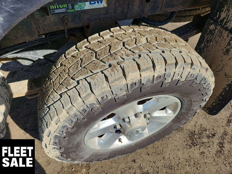 2013-dodge-3500-image-29