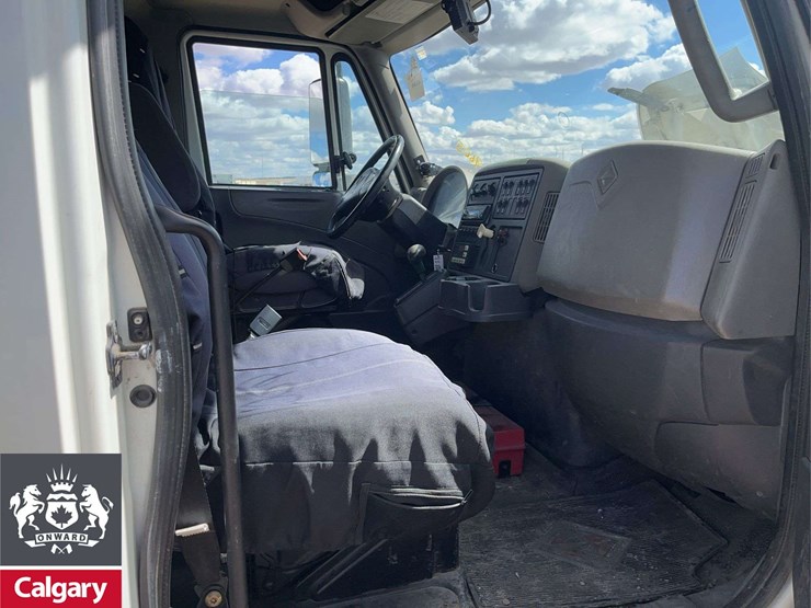 2012-international-durastar-4300-image-20