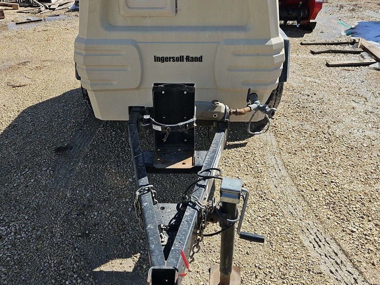 doosan-185-cfm-image-2