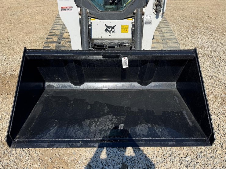 wildcat-74"-skid-steer-high-capacity-bucket-image-2