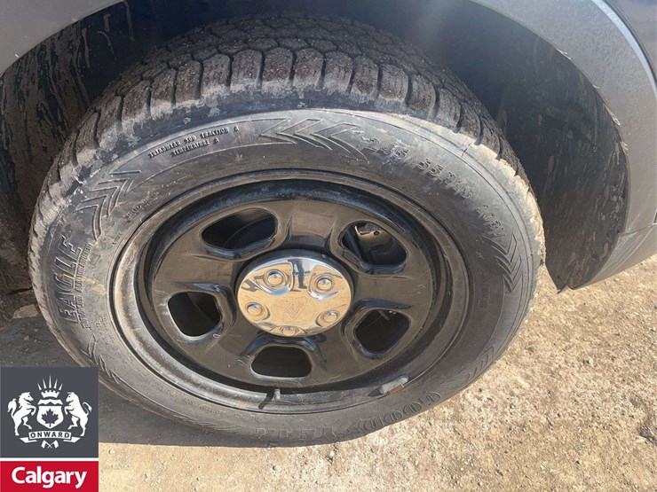 2019-ford-explorer-image-12