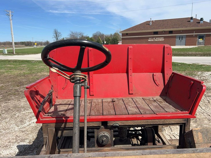 international-highwheeler---restoration-started---original-paint-bed-image-35