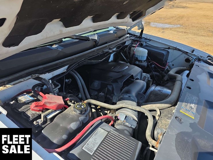 2010-chevrolet-silverado-2500hd-image-33