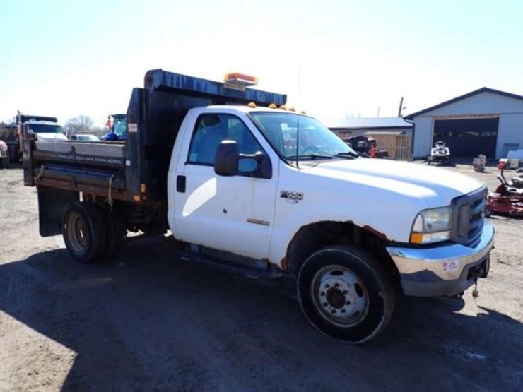 2003-ford-f550-xl-image-3