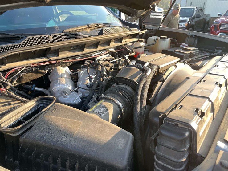 2024-chevrolet-silverado-2500-image-8