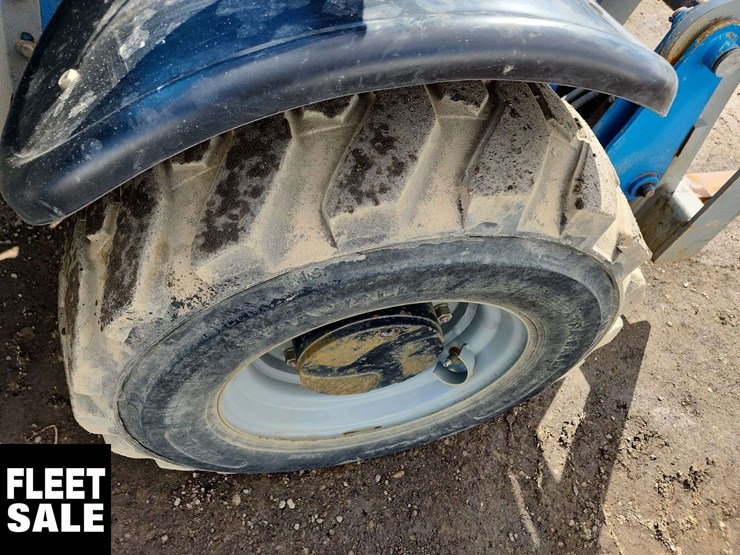 2010-genie-gth5519-image-22