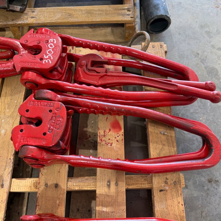 (4) 25 Ton 5/8 to 3/4 Rod Elevators w/ (2) Rod Wrenches
