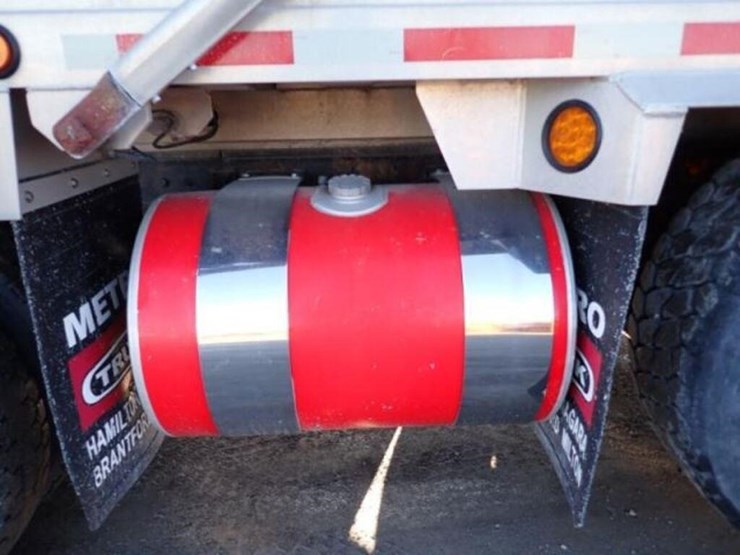 2013-kenworth-t800-image-67