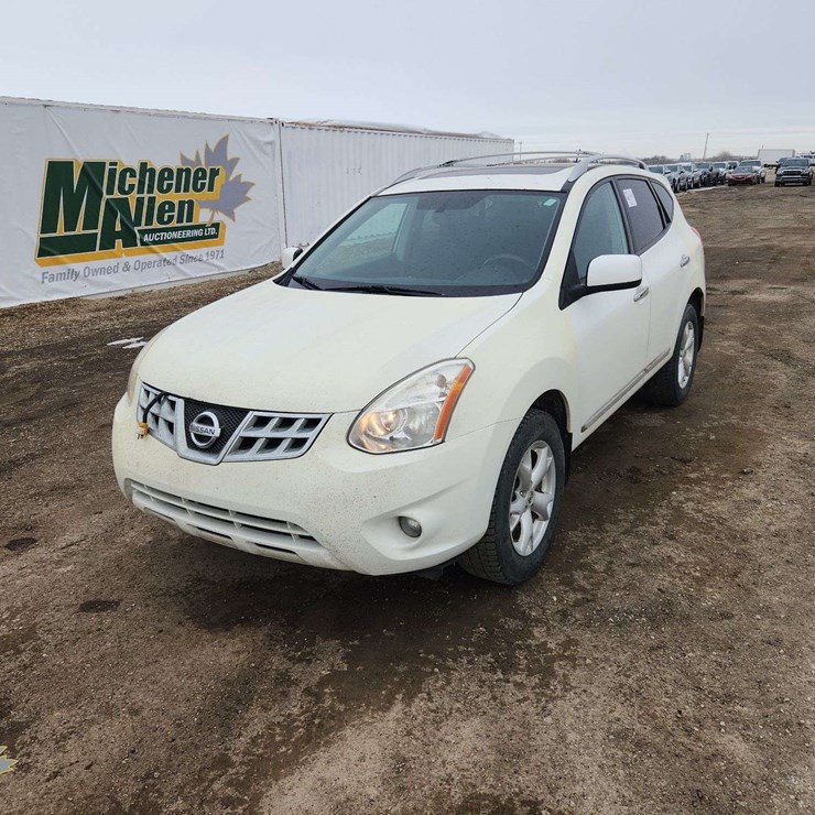 2013 NISSAN ROGUE