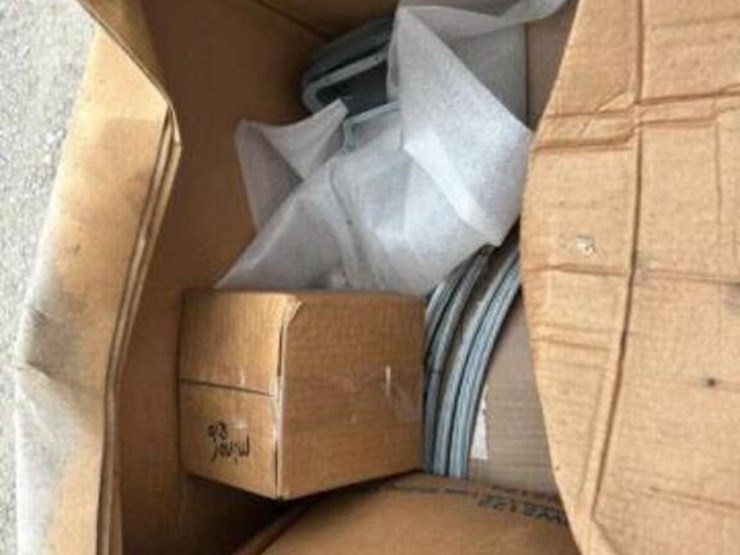 unused-meta-steel-buildings-27-ft-x-70-ft-x-18-ft-image-26