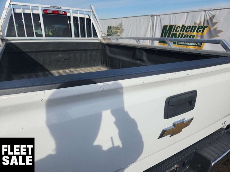 2019-chevrolet-silverado-3500hd-image-34