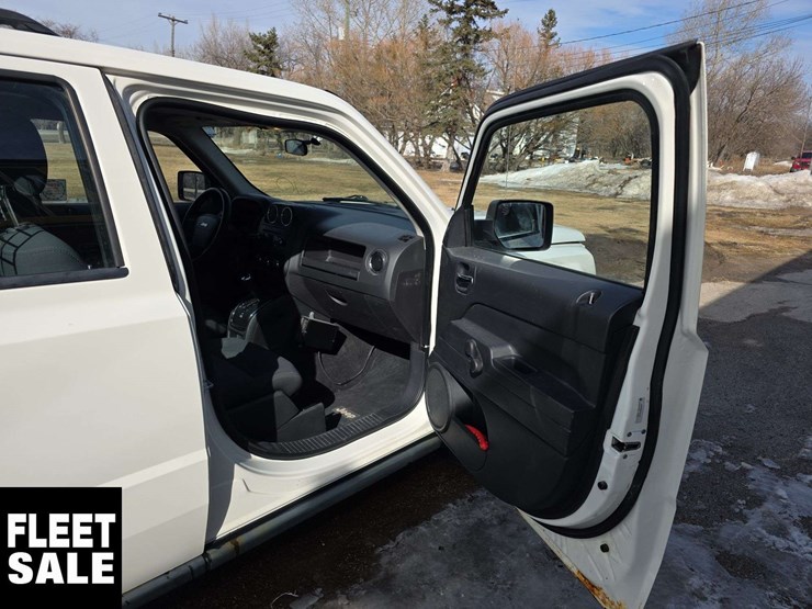 2010-jeep-patriot-image-30