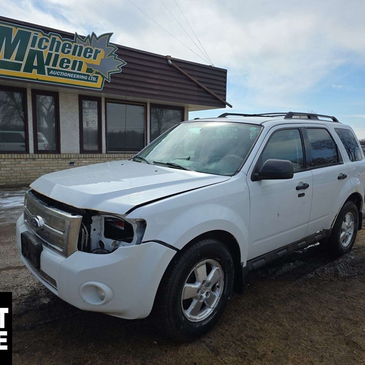 2011 FORD ESCAPE