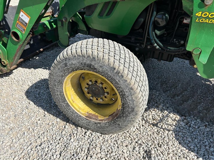 john-deere-4720-image-17