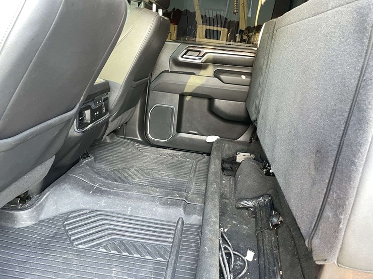 2024-chevrolet-silverado-2500-image-14