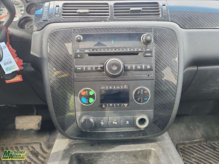 2010-gmc-sierra-2500hd-image-13