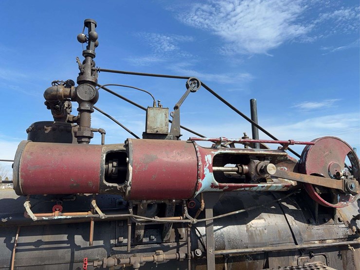1910-advance-rumely-steam-traction-engine-image-17