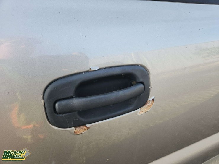 2003-gmc-sierra-3500-image-44