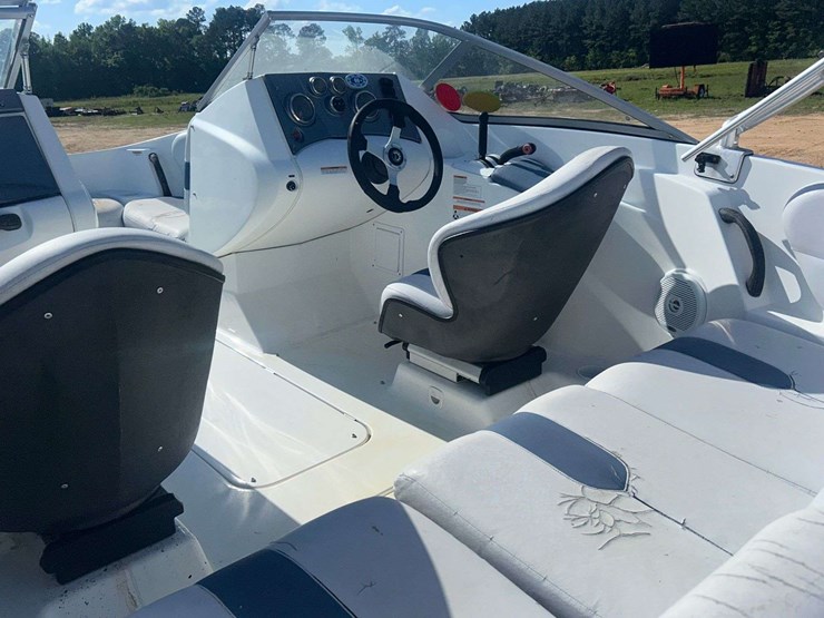 2006-sea-doo-180-challenger-jet/wake-boat-w/trailer-image-37