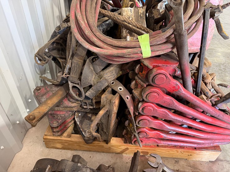 well-service-rig-working-tool-package-to-include:-image-6