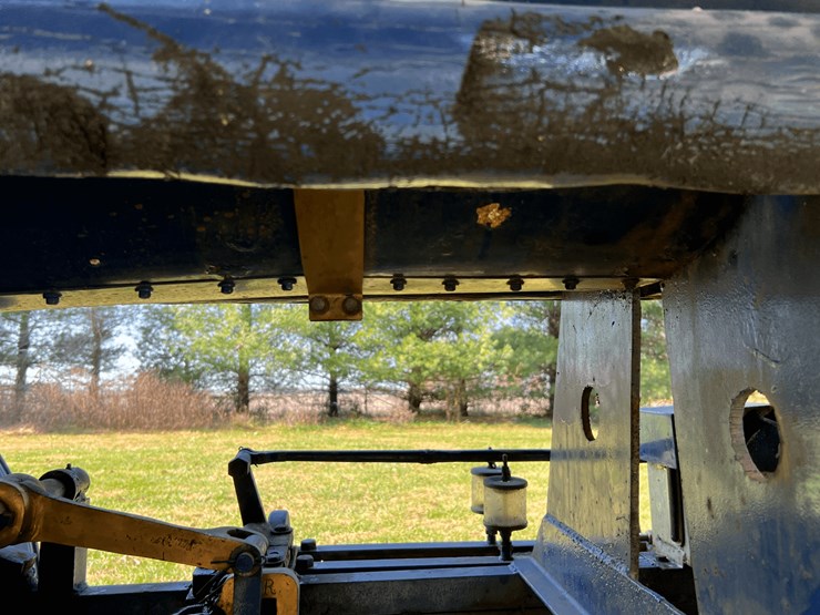 frick-steam-locomotive-with-track-image-37