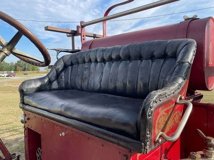 1917-american-la-france-firetruck-image-68