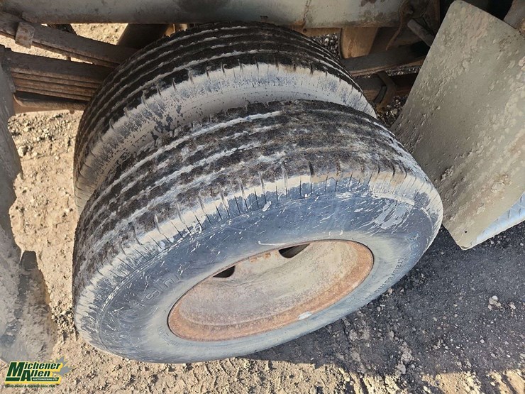 2003-gmc-sierra-3500-image-10