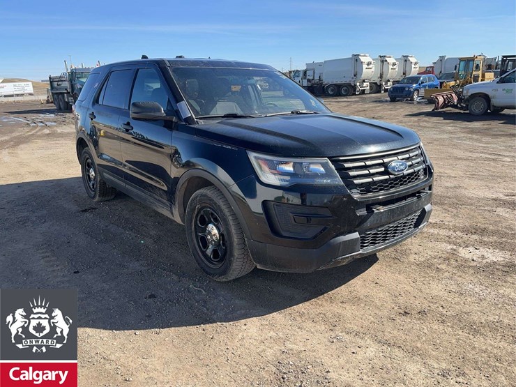 2018-ford-explorer-image-7