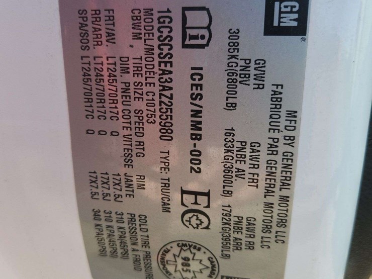 2010-chevrolet-silverado-1500-image-38