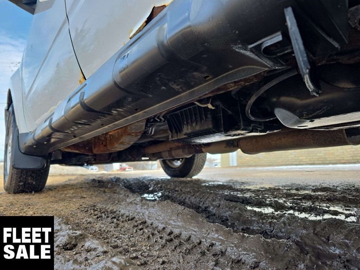 2011-ford-escape-image-10