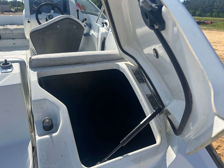 2006-sea-doo-180-challenger-jet/wake-boat-w/trailer-image-31