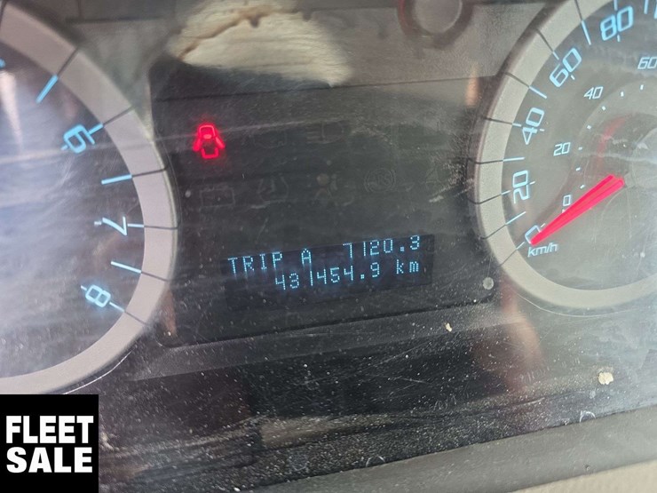 2011-ford-escape-image-39