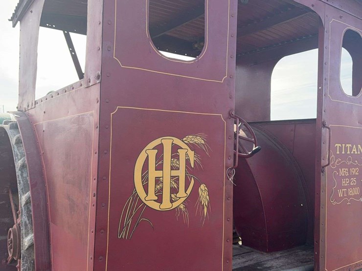 25hp-international-type-d-titan-image-42