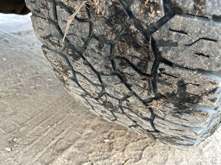 2024-chevrolet-silverado-2500-image-22