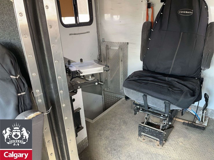 2012-international-durastar-4300-image-18