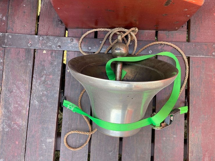 1917-american-la-france-firetruck-image-35