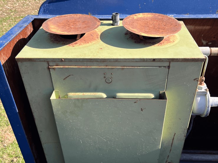 frick-steam-locomotive-with-track-image-238